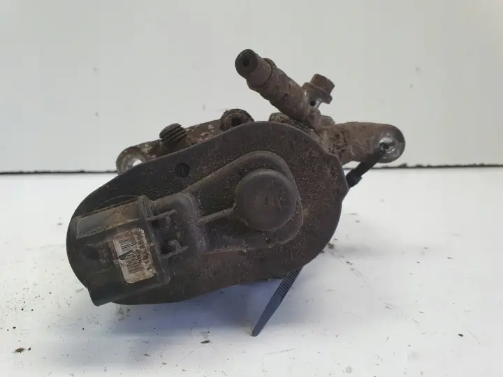 Volvo S60 II S80 II V60 V70 III XC70 II TYLNY ZACISK HAMULCOWY prawy tył