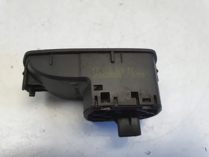 Opel Corsa D PRAWY PRZEŁĄCZNIK SZYBY Panel sterowania szybą 13206806RT