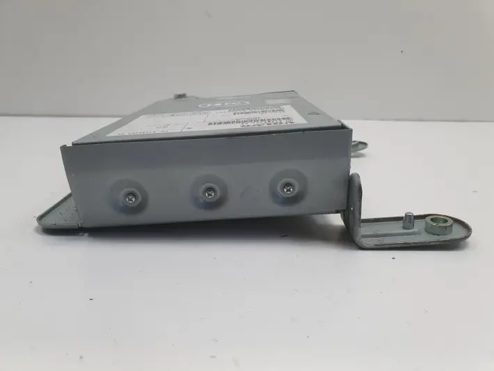 Volvo VOLVO V60 I S60 II V40 II WZMACNIACZ RADIA 31489492AA