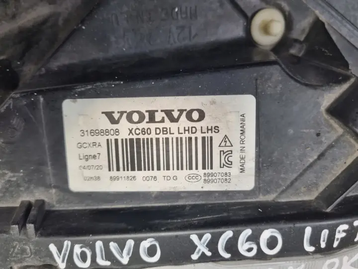 Volvo XC60 LIFT BI XENON SKRĘTNY PRZEDNIA LAMPA LEWA lewy przód 31698808