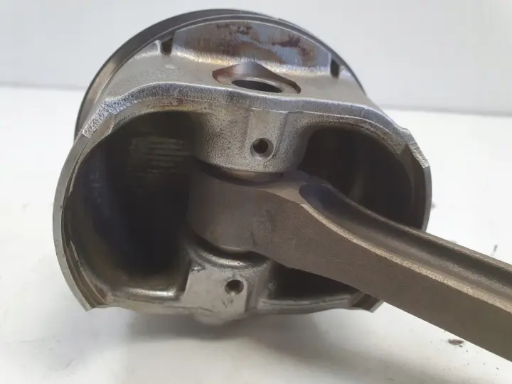 Ford Mondeo MK3 III 2.0 16V TŁOK KORBOWÓD CJBA CJBB