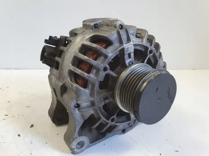 Peugeot Bipper 1.4 HDI ALTERNATOR 9664057480 valeo