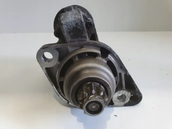 VW Golf V 1.4 FSI ROZRUSZNIK 02Z911023G valeo