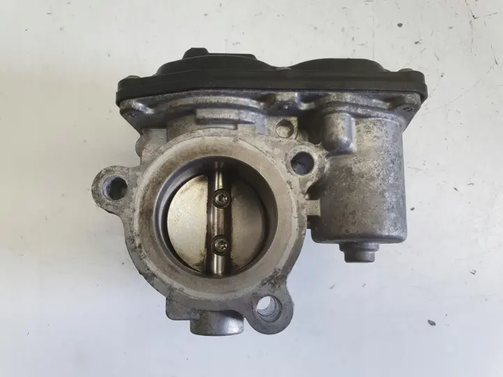 Ford Focus MK3 1.0 EcoBoost PRZEPUSTNICA CM5G-9F991-FA