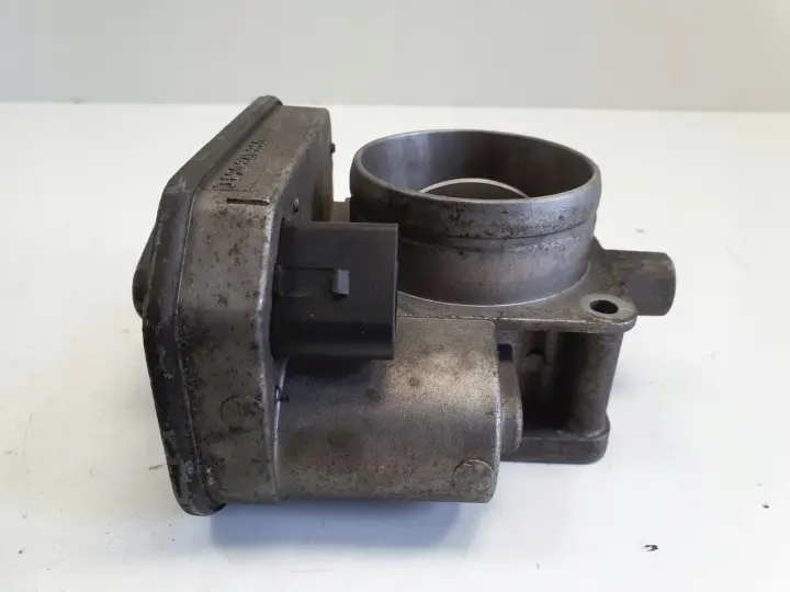 VW Bora 1.9 SDI PRZEPUSTNICA 038128063C