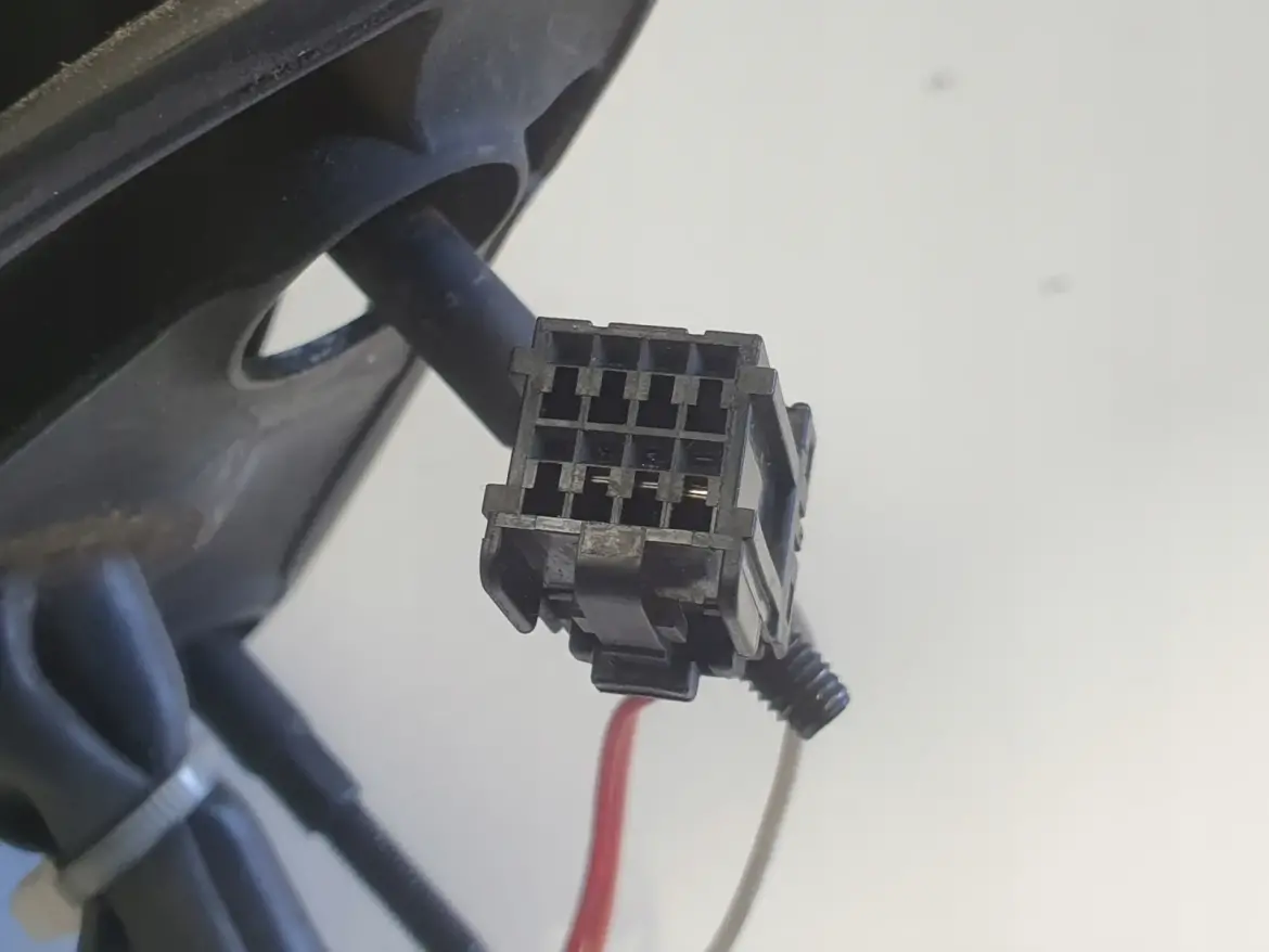 Dodge Nitro 06-11r LUSTERKO LEWE KIEROWCY europa 3 kable pin chrom