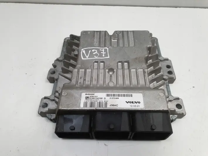 Volvo V60 S60 II 1.6 D2 STEROWNIK SILNIKA Komputer 31372489 S180134102 D