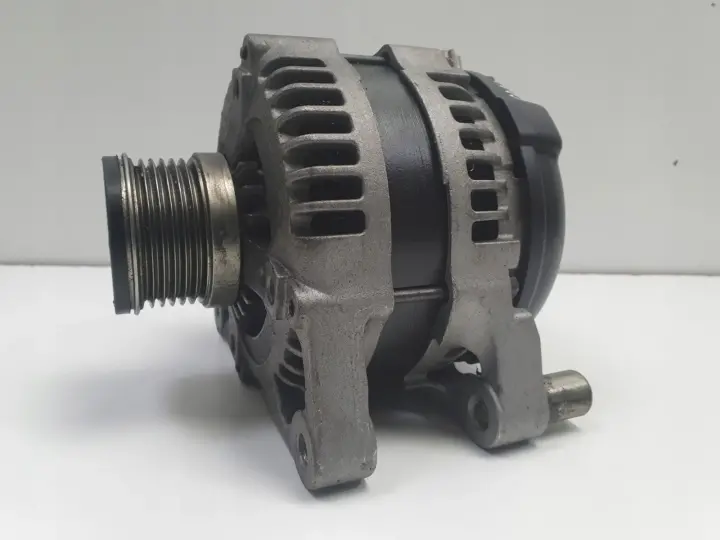 Volvo S40 II V50 2.0 D ALTERNATOR 0986049071