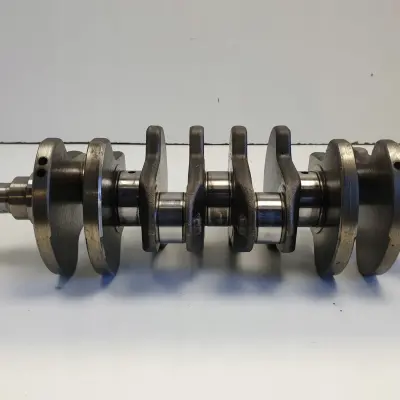 Opel Corsa D 1.3 CDTI WAŁ KORBOWY