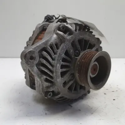 Subaru Legacy IV 2.0 B ALTERNATOR 23700AA520