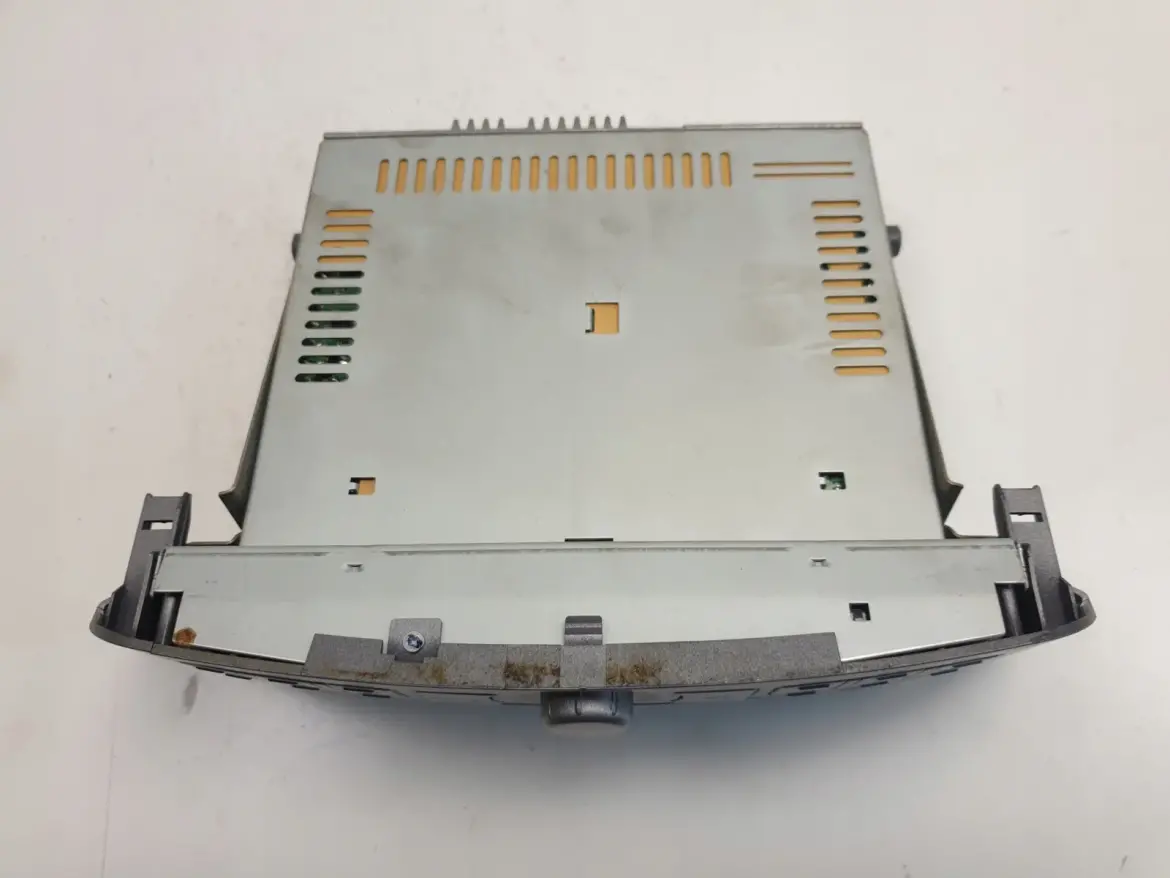 Suzuki Alto VI FABRYCZNE RADIO CD 39101-68K0