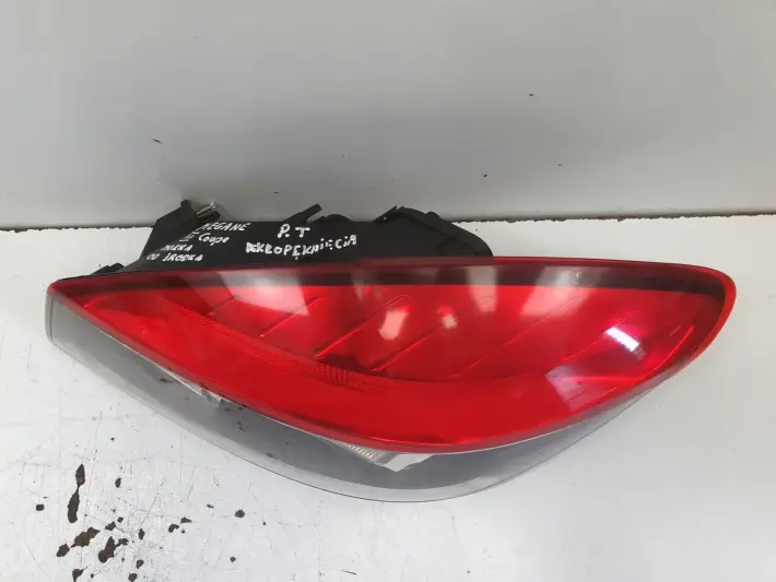 Renault Megane III Coupe 08-16r TYLNA LAMPA PRAWA prawy tył kierowcy valeo