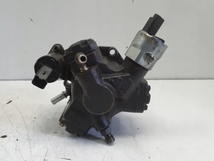 Peugeot 407 2.0 HDI POMPA WTRYSKOWA paliwa 9654091880