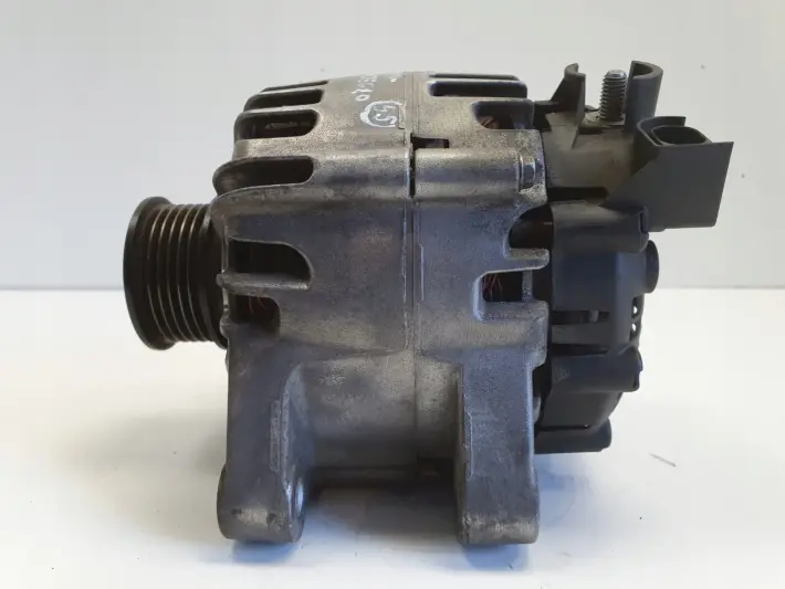 Volvo C30 D2 1.6 D ALTERNATOR 30659389 oryginał