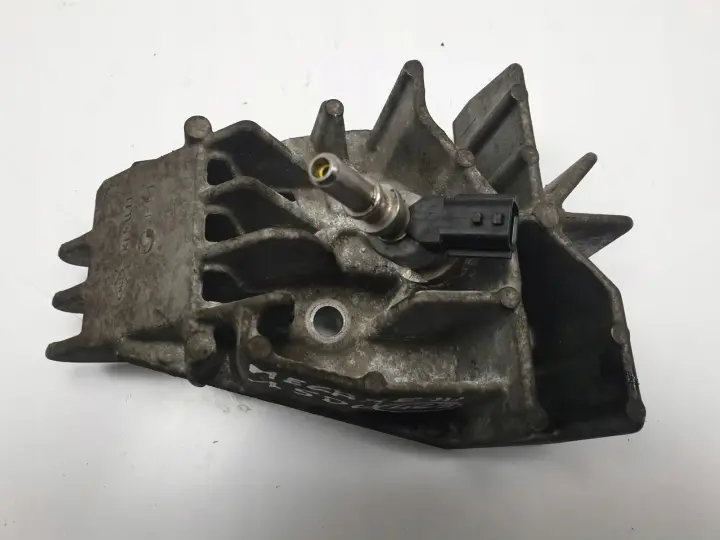 Renault Megane III 1.5 DCI ŁAPA UCHWYT wtrysk DPF