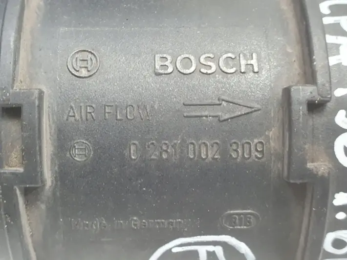 d8e5bf75cc9d6848644ddf801ad57855