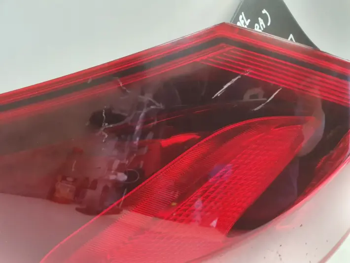 Opel Astra J IV htb TYLNA LAMPA LEWA lewy tył kierowcy