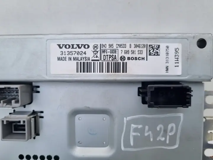 Volvo XC70 II S80 II V70 III EKRAN NAWIGACJI Wyświetlacz 31357024