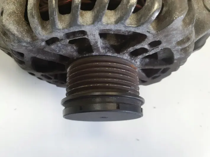 Ford Mondeo MK3 1.8 2.0 16V ALTERNATOR 1S7T-CD