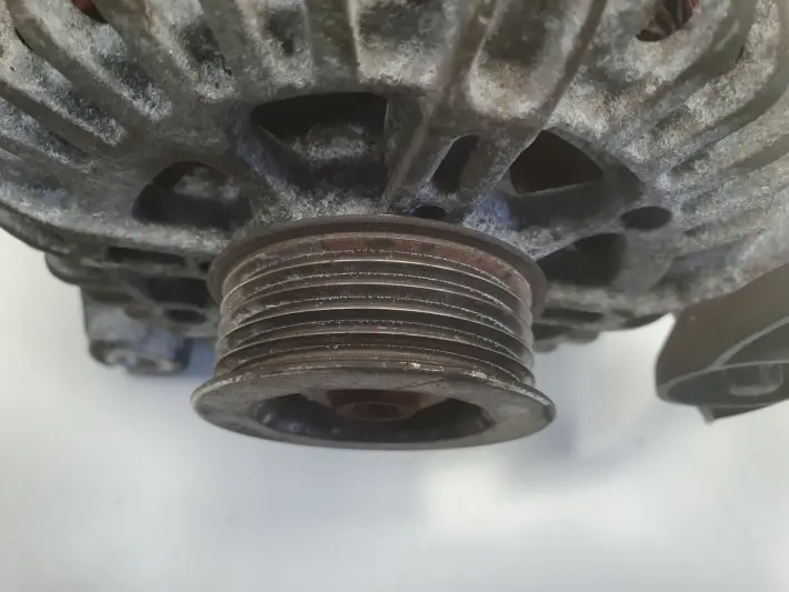 Mini Cooper D R60 1.6 D ALTERNATOR valeo 7823291