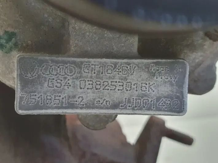 VW Golf V 1.9 TDI TURBOSPRĘŻARKA turbo 038253016K