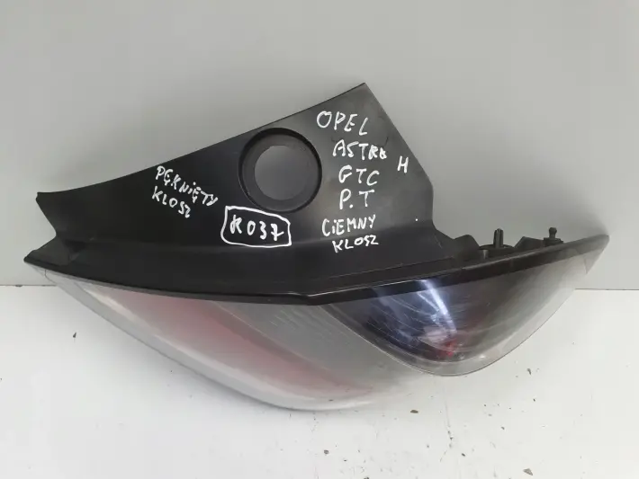 Opel Astra H III lift HB 06-10r TYLNA LAMPA PRAWA prawy tył 342691834