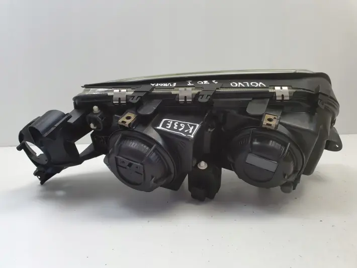 Volvo S80 I 04-06r LIFT PRZEDNIA LAMPA LEWA lewy przód EUROPA