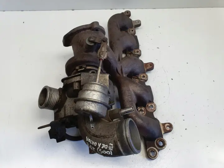 Volvo V70 III S80 II 2.5 T TURBOSPRĘŻARKA turbo 30757112