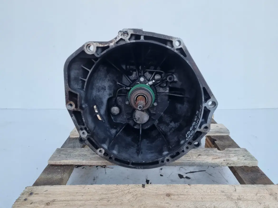 Opel Omega B 2.5 V6 SKRZYNIA BIEGÓW manualna 90523122 MANUAL