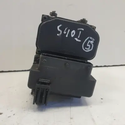 Volvo S40 V40 1.9 D POMPA ABS hamulcowa 30857585