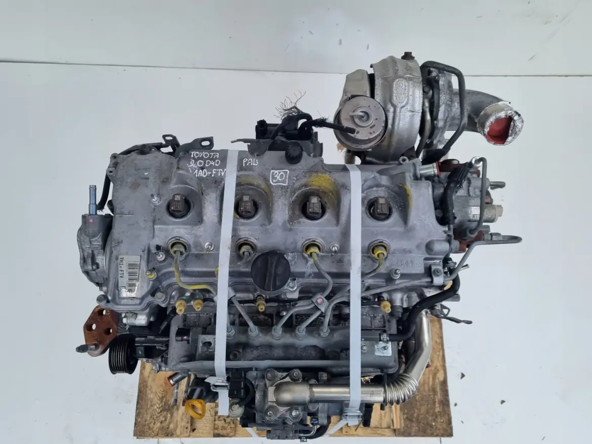 SILNIK KOMPLET Toyota Verso 2.0 D4D 126KM 162tyś 1AD 1AD-FTV