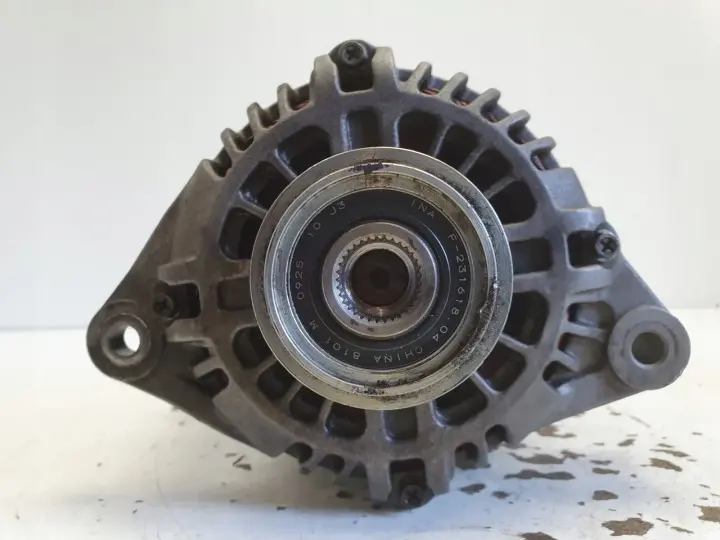 Hyundai Terracan 2.9 CRDI ALTERNATOR pompa vacum