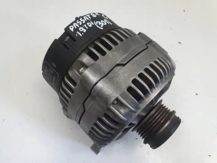 VW Passat B5 1.9 TDI ALTERNATOR bosch 0123515003 120A
