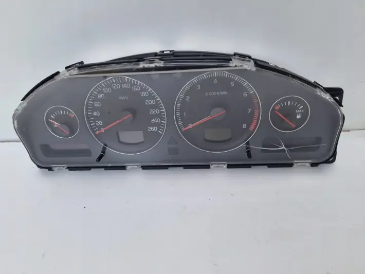 Volvo S60 I V70 II 2.5 T LICZNIK ZEGARY 30682272 Europa benzyna