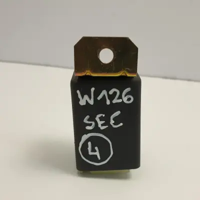 Mercedes W126 SEC PRZEKAŹNIK STEROWNIK 0045450732