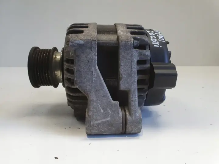 Opel Insignia 2.0 CDTI ALTERNATOR 13502583 100A