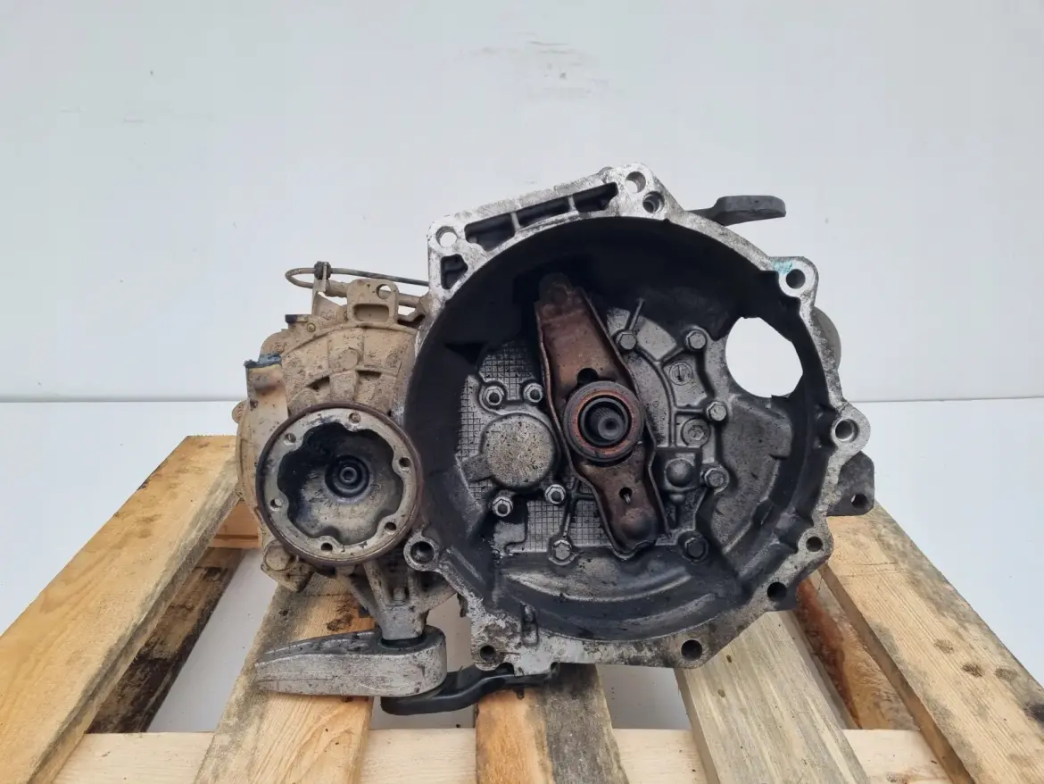 Audi A3 8P II 1.9 TDI SKRZYNIA BIEGÓW manualna JCR manual