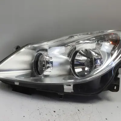 Opel Corsa D PRZEDNIA LAMPA LEWA lewy przód anglik Valeo 13186383