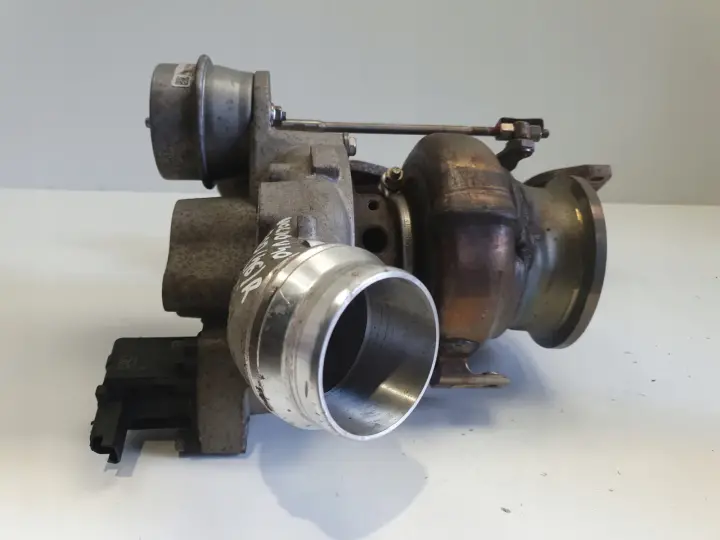 Volvo V40 II 2.0 T4 TURBOSPRĘŻARKA turbo 31441692