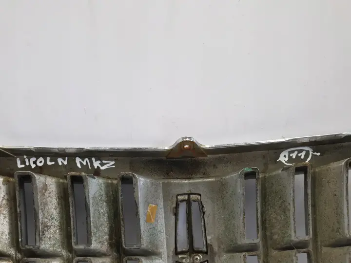 Lincoln MKZ Zephyr PRZEDNIA ATRAPA CHŁODNICY GRILL