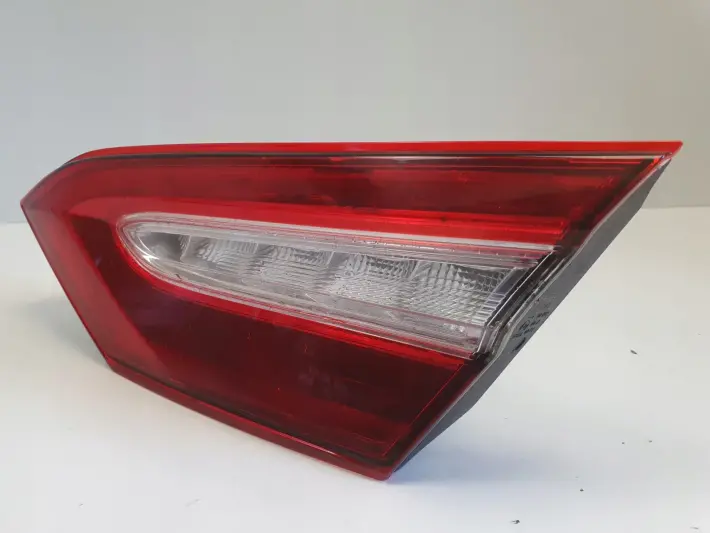 Toyota CAMRY VIII 8 2019r LED TYLNIA TYLNA LAMPA LEWA lewy tył