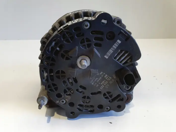 VW Passat B7 1.6 TDI ALTERNATOR 180A bosch 03L903023D