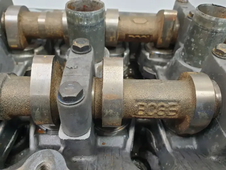 Hyundai Coupe 2.0 16V GŁOWICA CYLINDRÓW