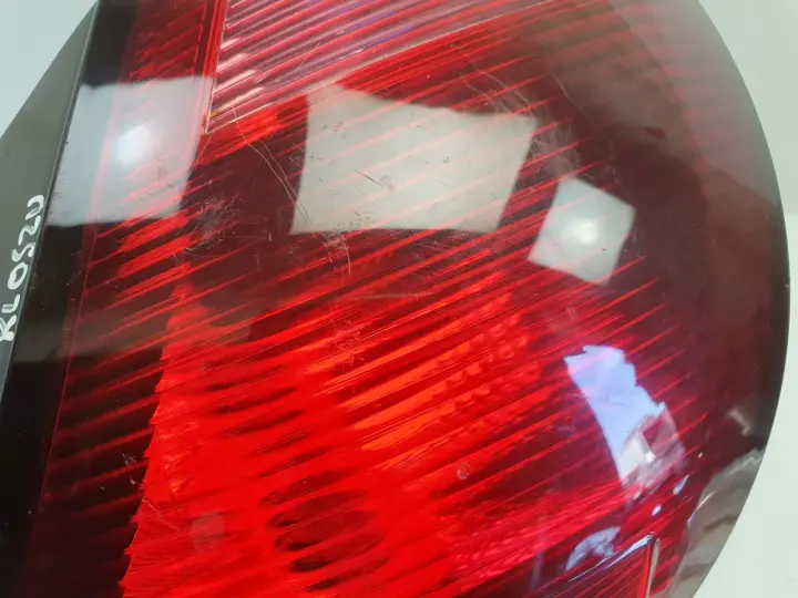 Mitsubishi Colt VI Z30 TYLNA LAMPA LEWA lewy tył kierowcy MR957365