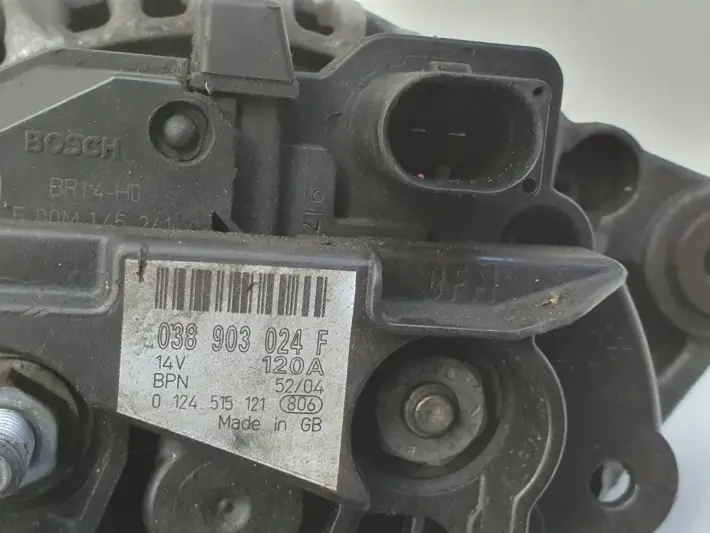 Audi A3 8P VW Golf V 1.9 TDI ALTERNATOR bosch 038903024F 120A