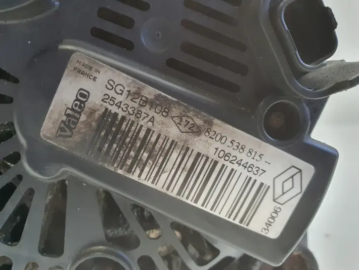 Renault Trafic II 1.9 DCI ALTERNATOR valeo 8200538815