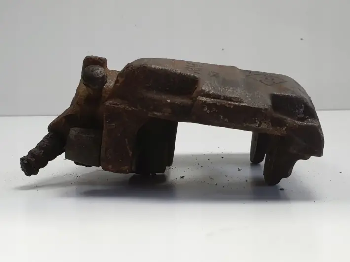 Renault Scenic III PRAWY PRZEDNI ZACISK HAMULCOWY przód PASAŻERA 368