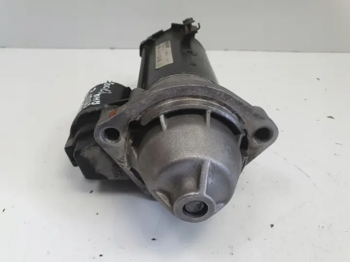 Audi A4 B5 1.9 TDI AJM ROZRUSZNIK valeo 068911024E