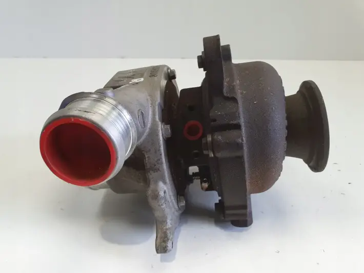 Volvo V70 III 2.0 D3 TURBOSPRĘŻARKA turbo 31331331