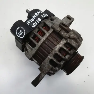 Hyundai Coupe II 2.0 16V ALTERNATOR valeo 2655635 90A